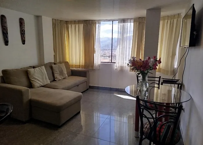 Stunning Views, Steps From San Blas Market Appartamento